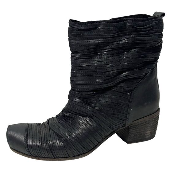 VIC MATIE Logan Leather Slash Cut Booties 37 - Picture 3 of 12